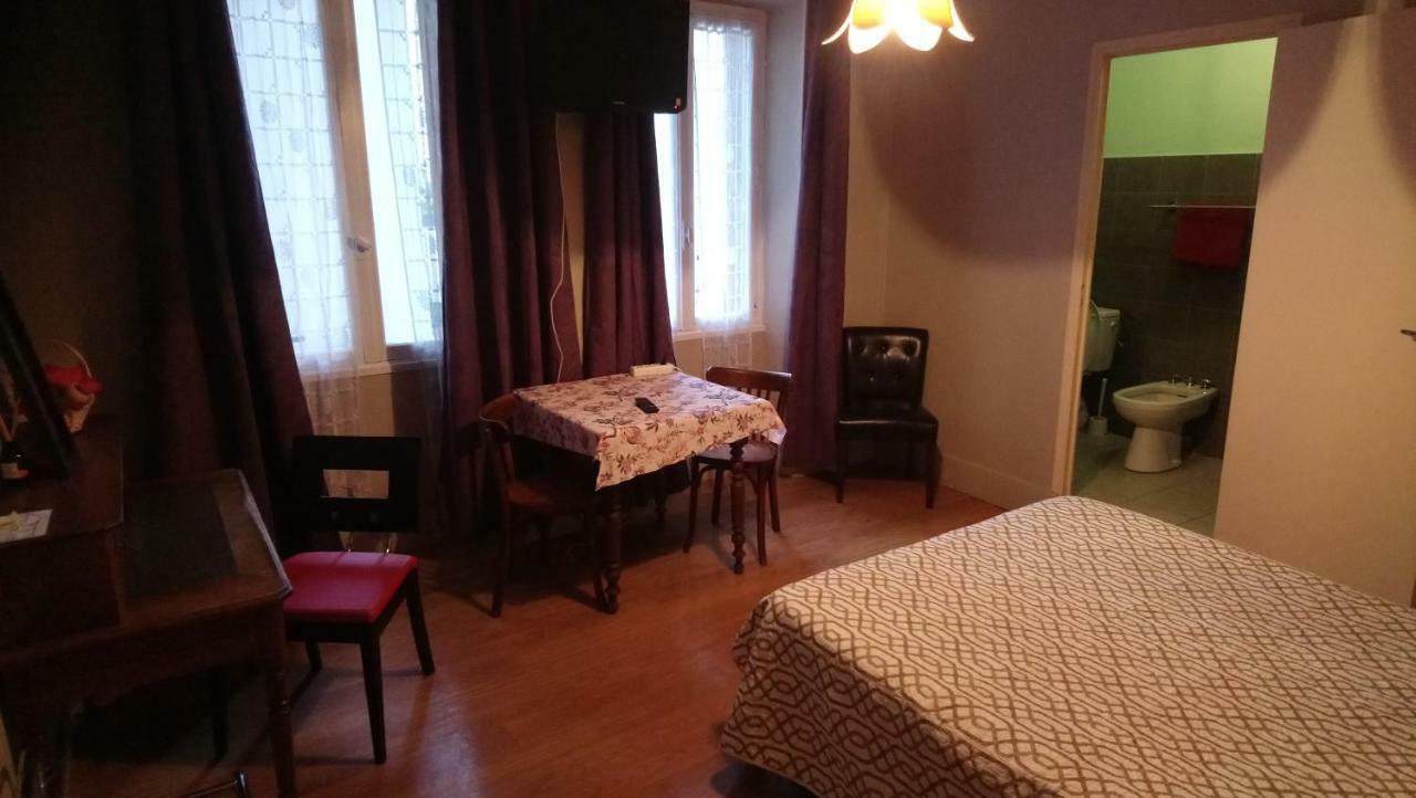 Superior Single Room,853861070:JPEG