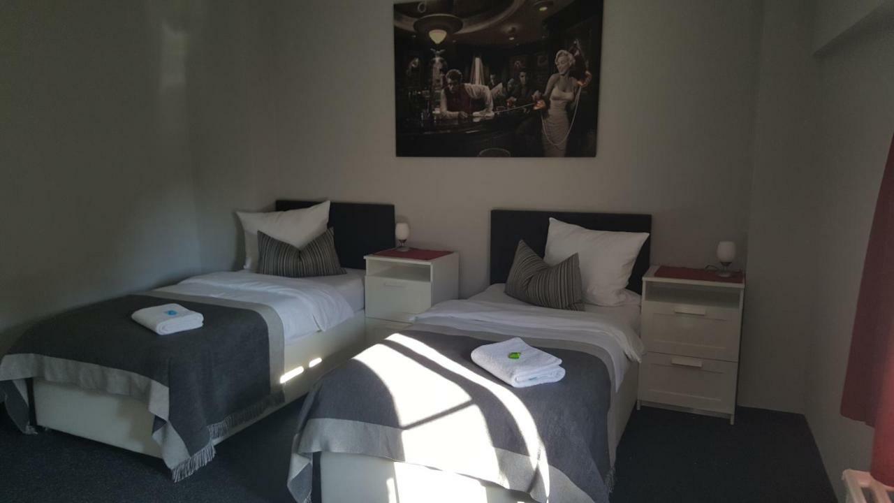 Deluxe Double or Twin Room,856819151:JPEG