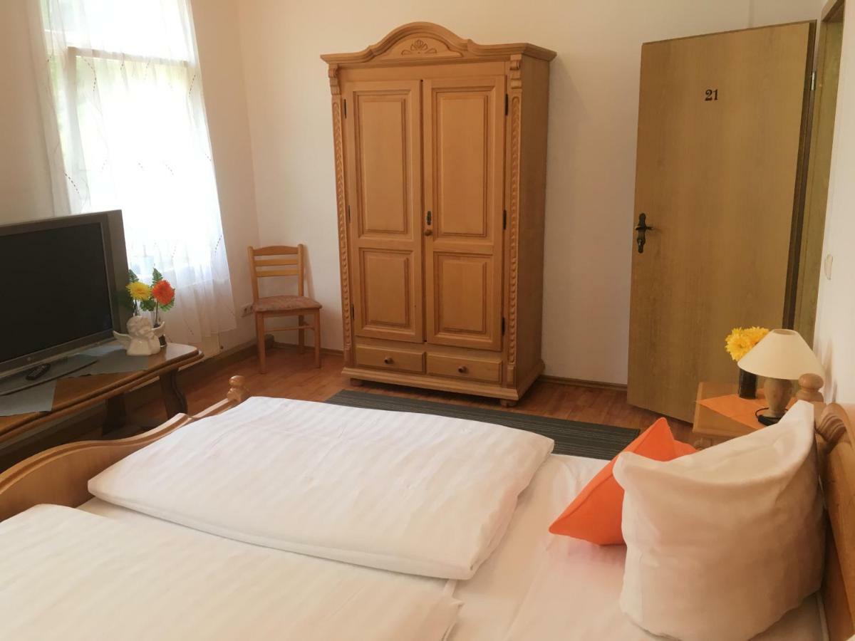 Large Double Room