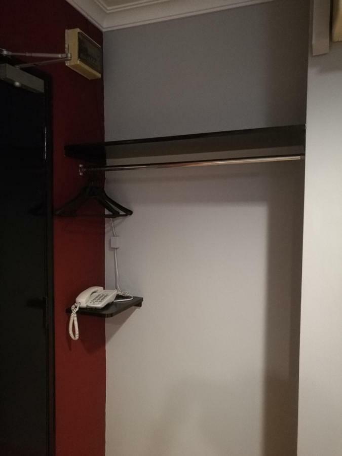 Deluxe Room without Window