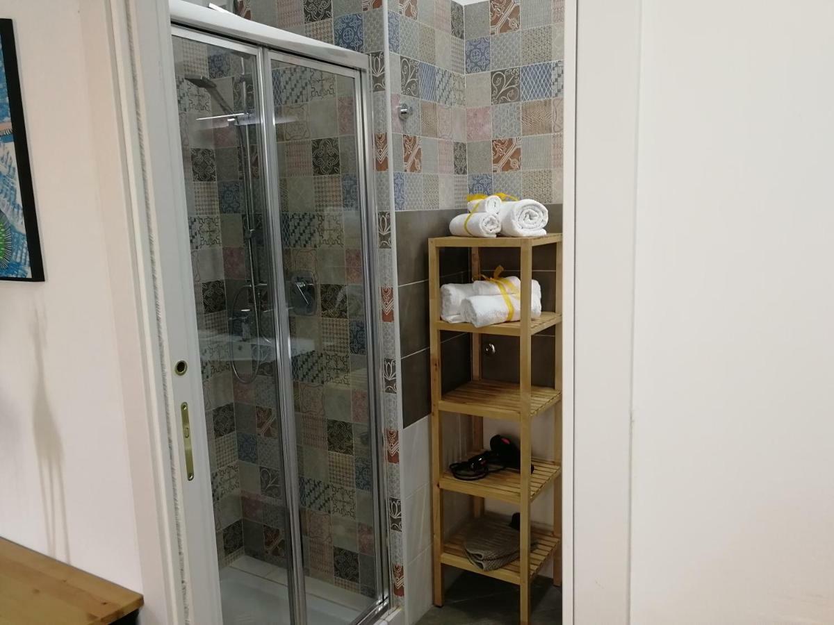 Deluxe Studio