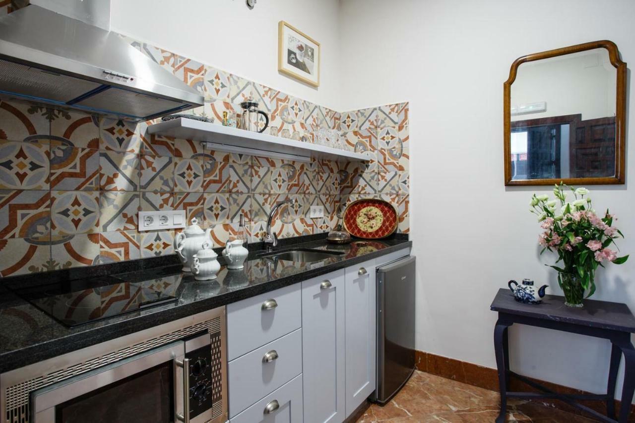 Deluxe Queen Suite