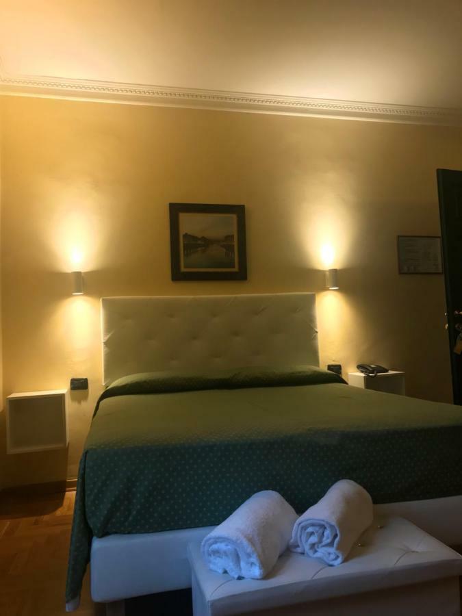 Double Room,846943514:JPEG