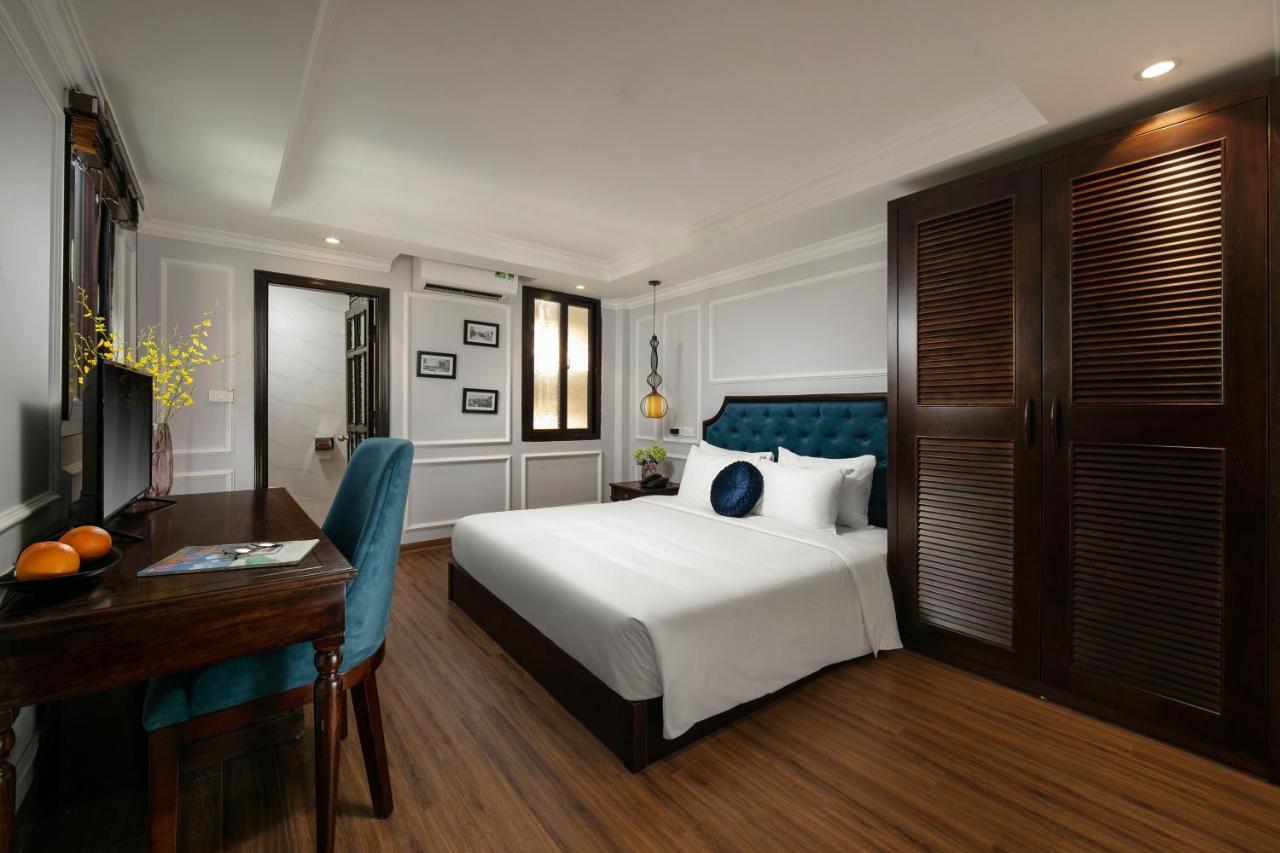 Deluxe Double or Twin Room City View