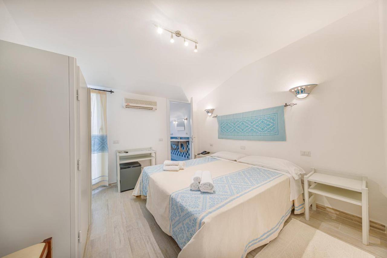 Double or Twin Room,1209623341:JPEG