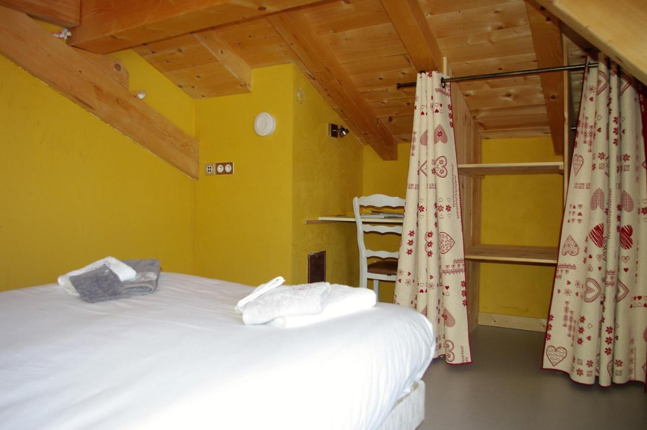 Double Room Private Bathroom