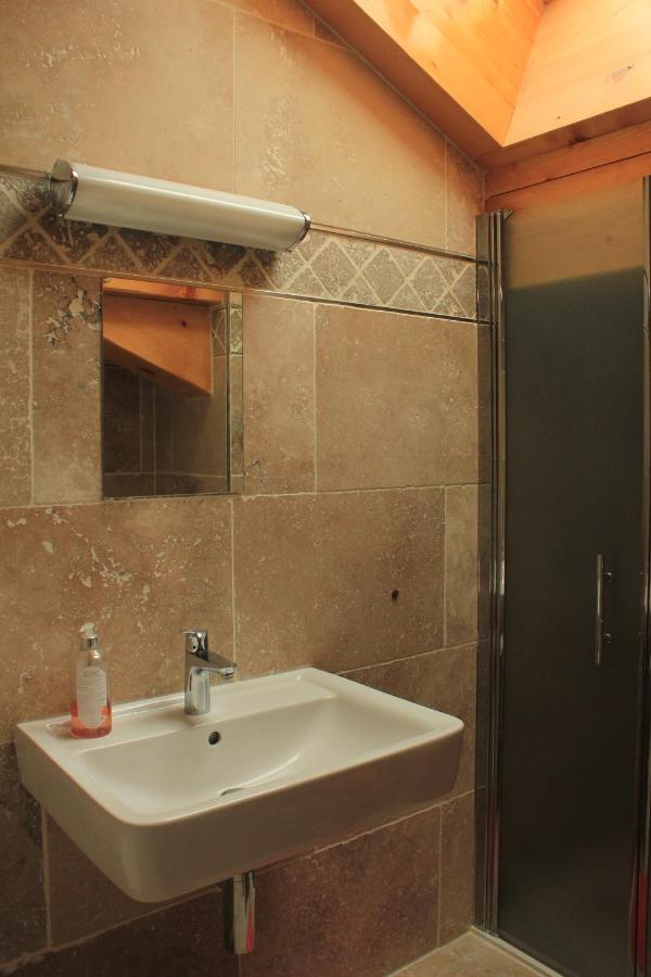 Triple Room Private Bathroom