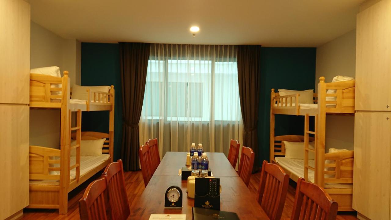 8-Bed Mixed Dormitory Room