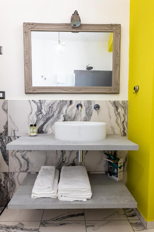 Queen Room Spa Bath