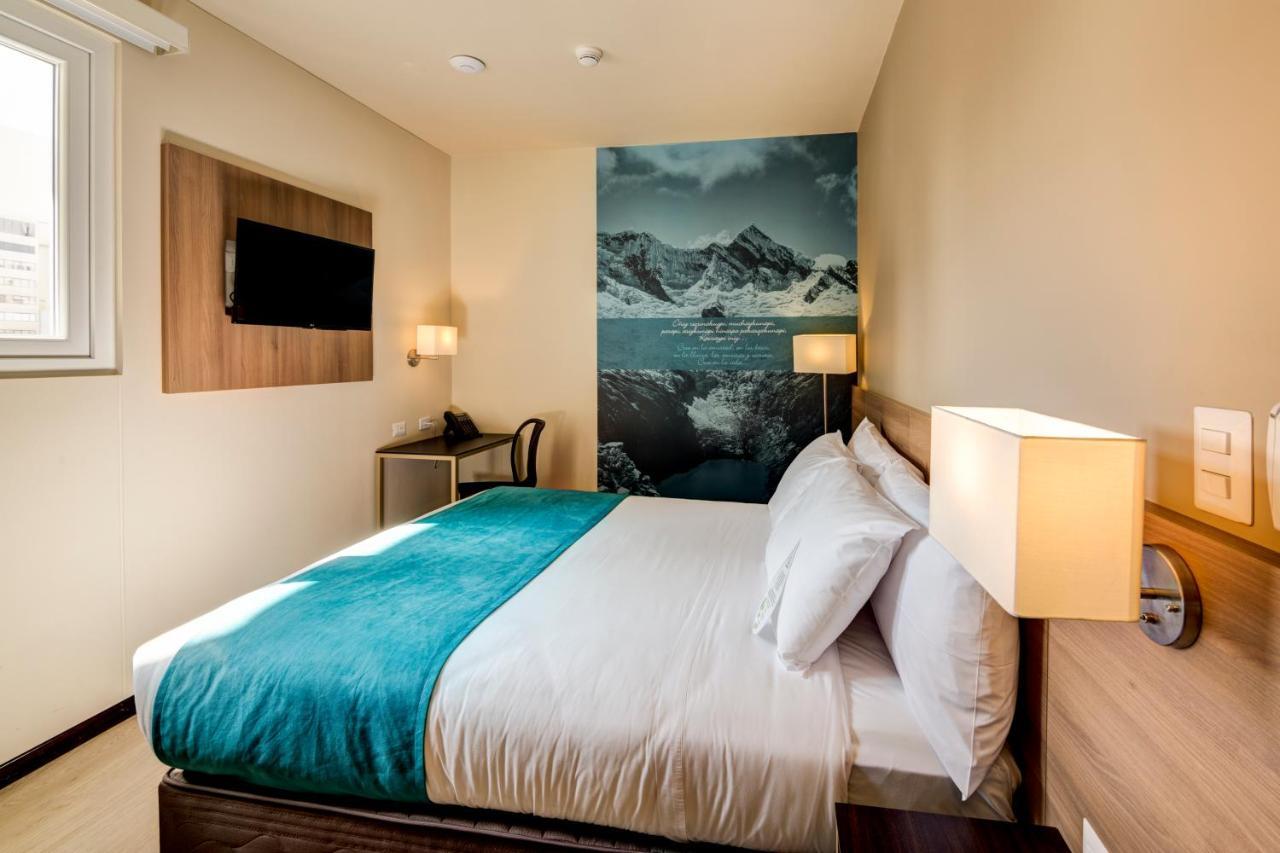 Standard Double Room,987844915:JPEG