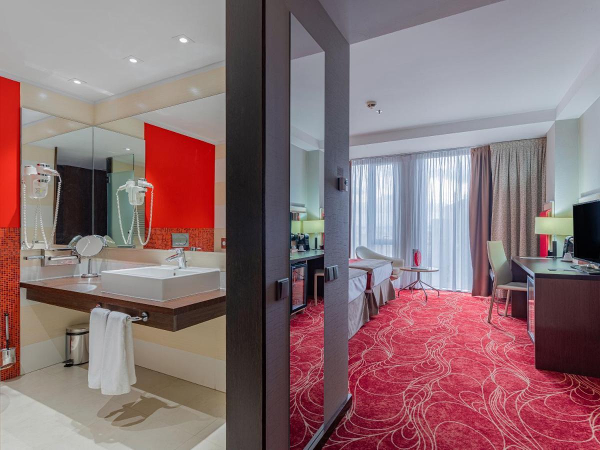 Executive Twin Room Non-Smoking