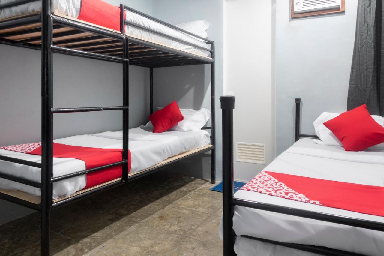Mixed Dormitory Room