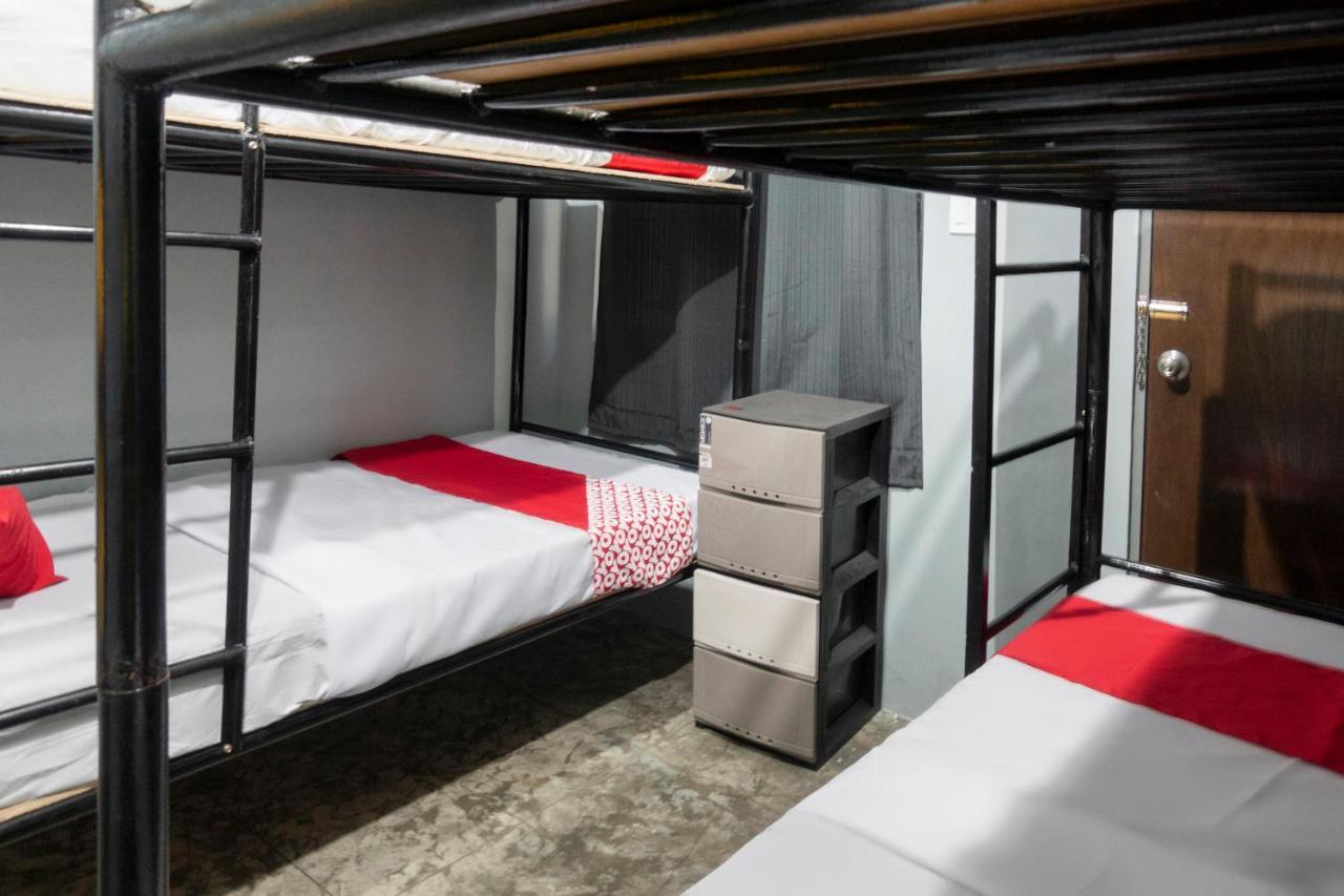 4-Bed Mixed Dormitory Room