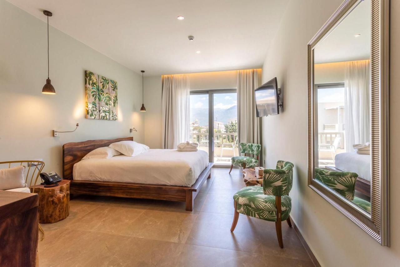 Superior Double or Twin Room Garden View