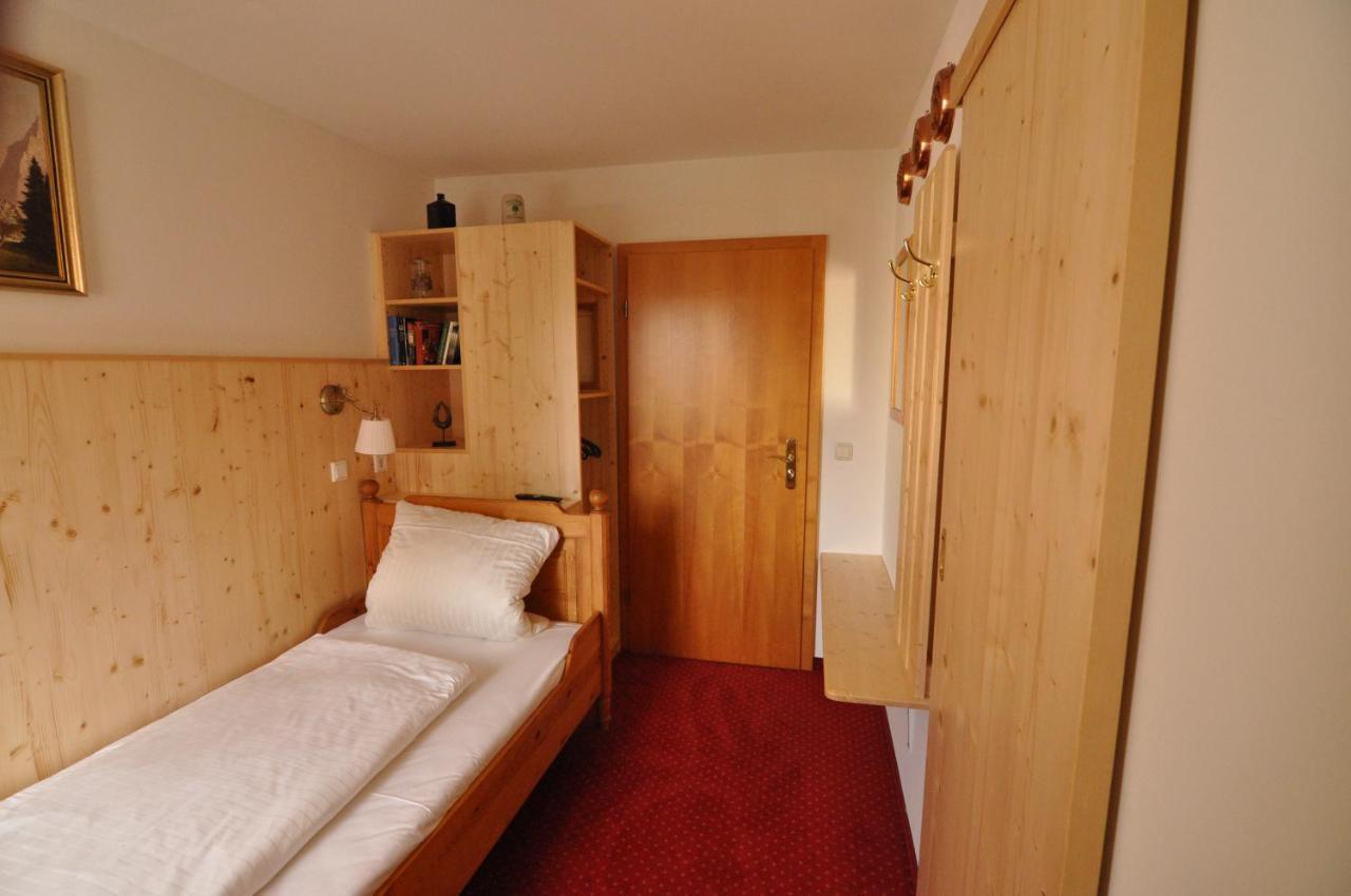 Single Room Private Bathroom
