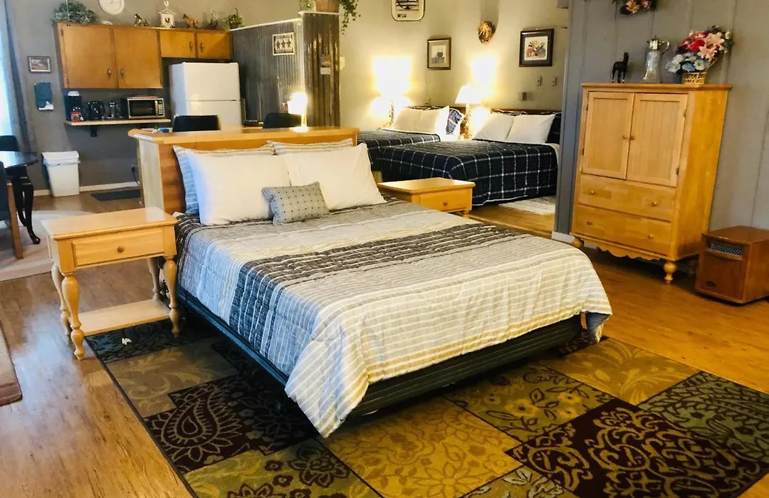 Salmon River Inn-1
