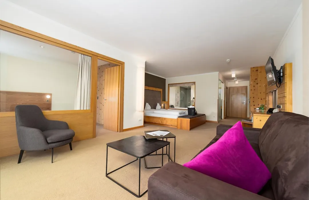 Superior Wellnesshotel Mein Almhof 4 S-1