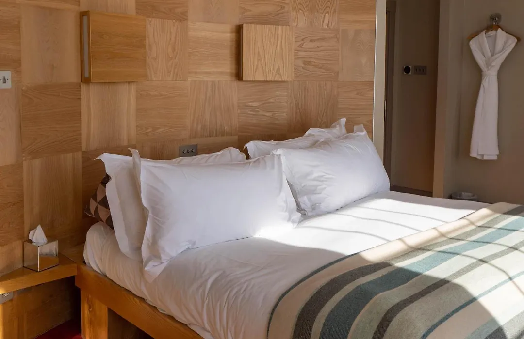 Drakes Hotel-1