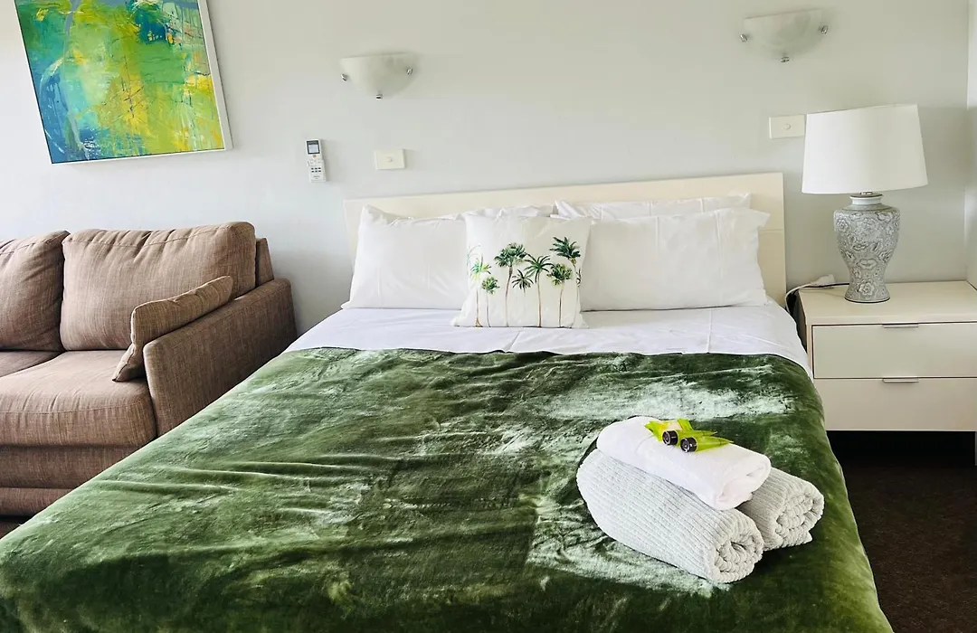 Ettalong Beach Motel-1