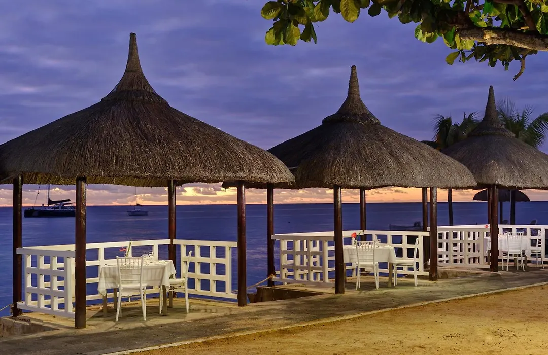 Coral Azur Beach Resort Mont Choisy-1