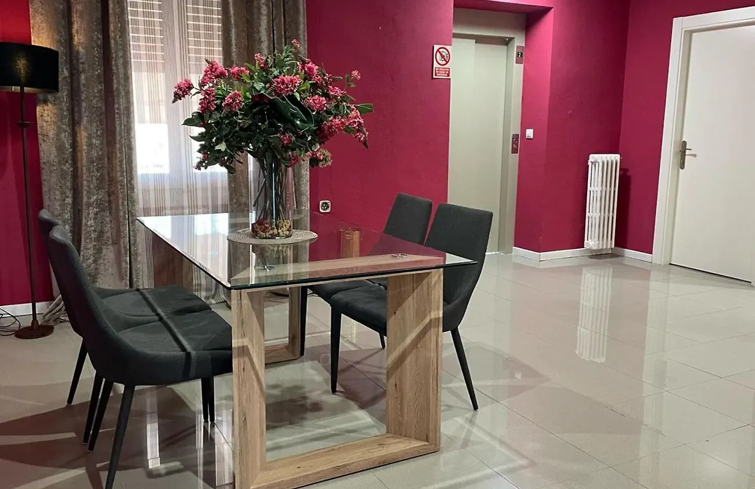 Hotel Fidalgo-1