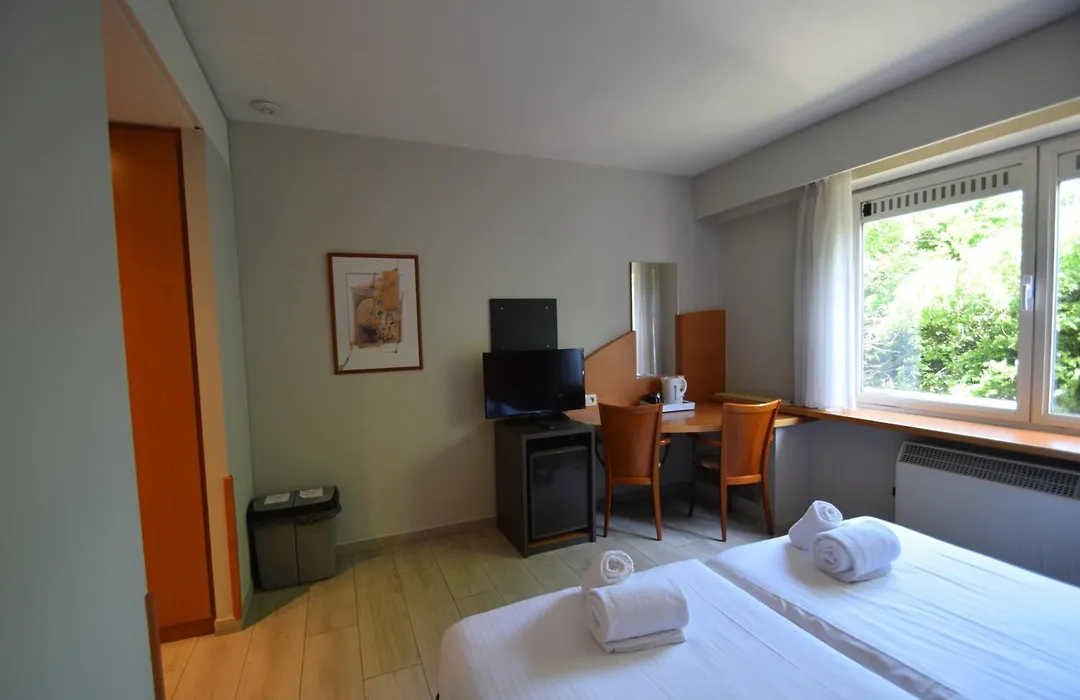 Sleep & Go Brussels Expo Hotel-1