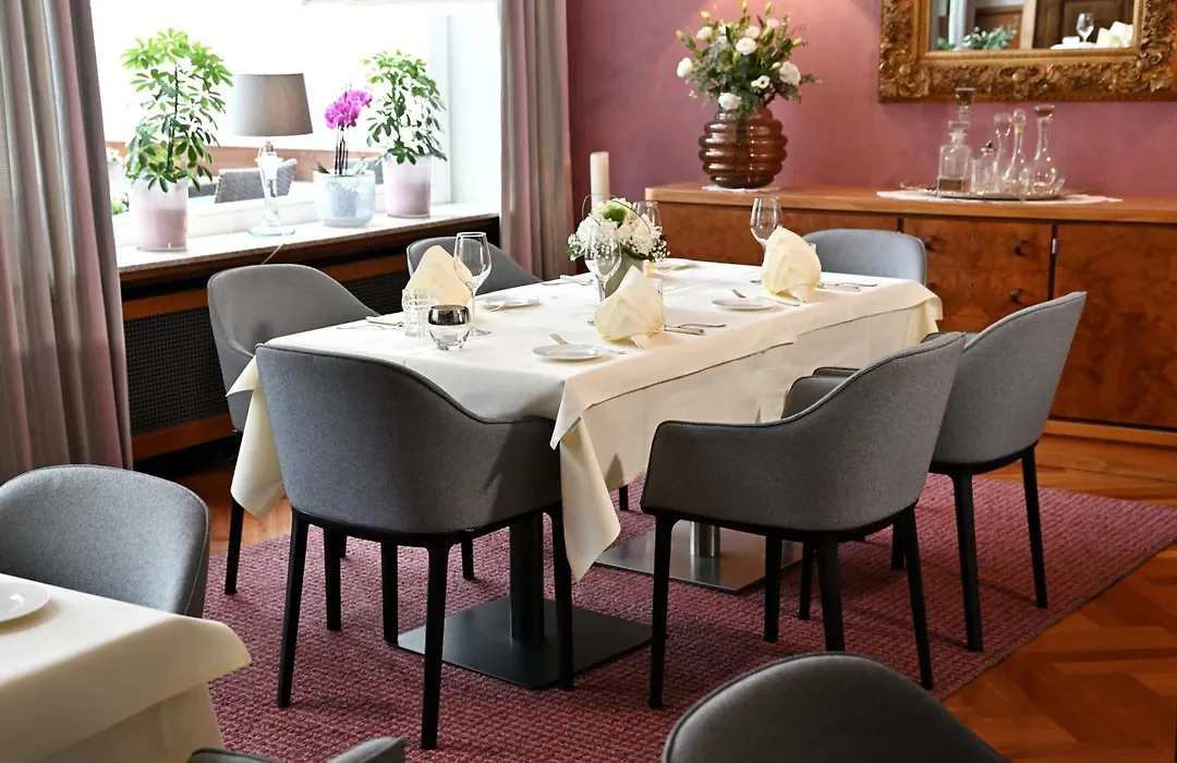 Hotel Lindenhof-1