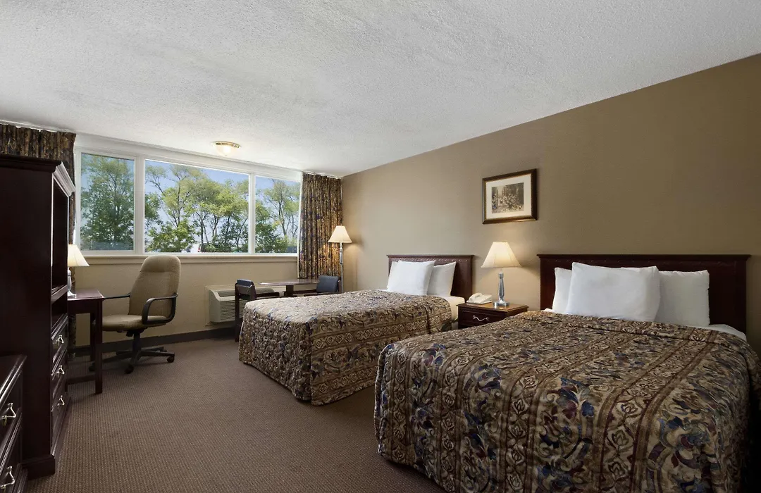 Travelodge By Wyndham Richmond Hill-1