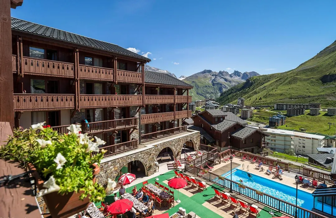 Hotel Village Montana By Les Etincelles-1