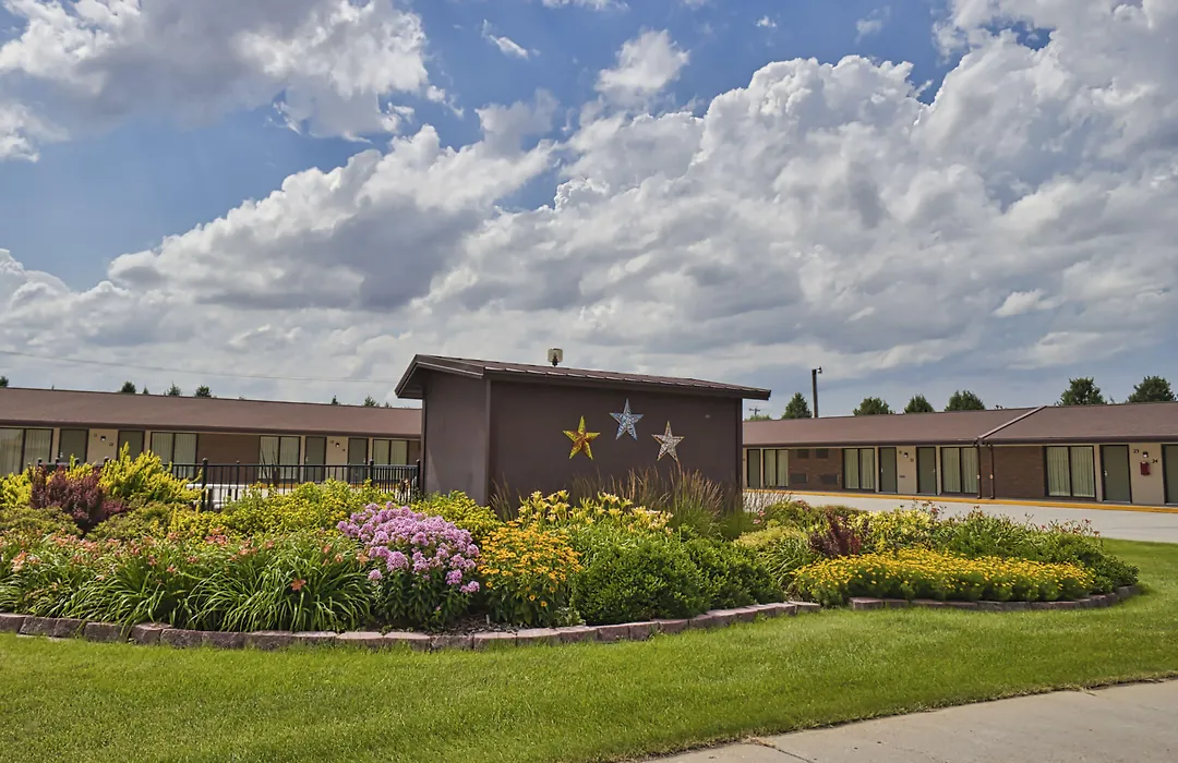 Trade Winds Motel-1