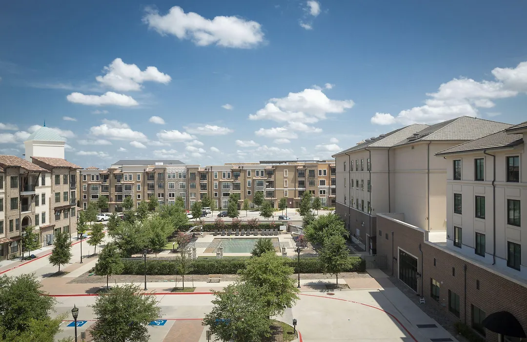 Sheraton Hotel Stonebriar-1