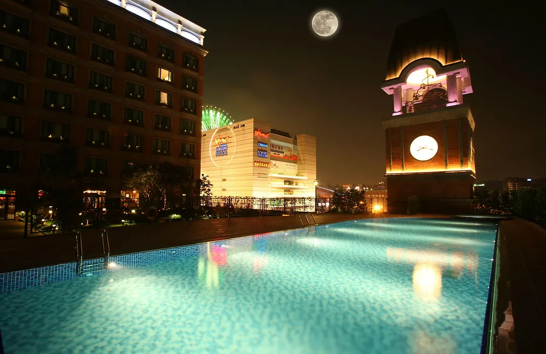 Grand Victoria Hotel-1