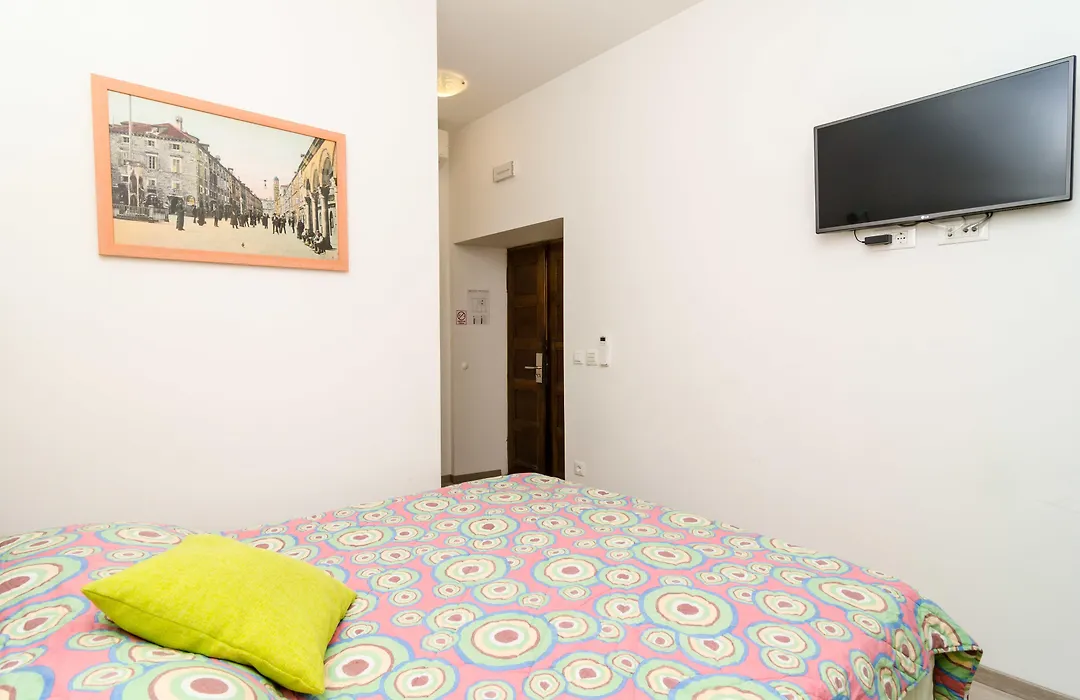 Rooms Tezoro-1