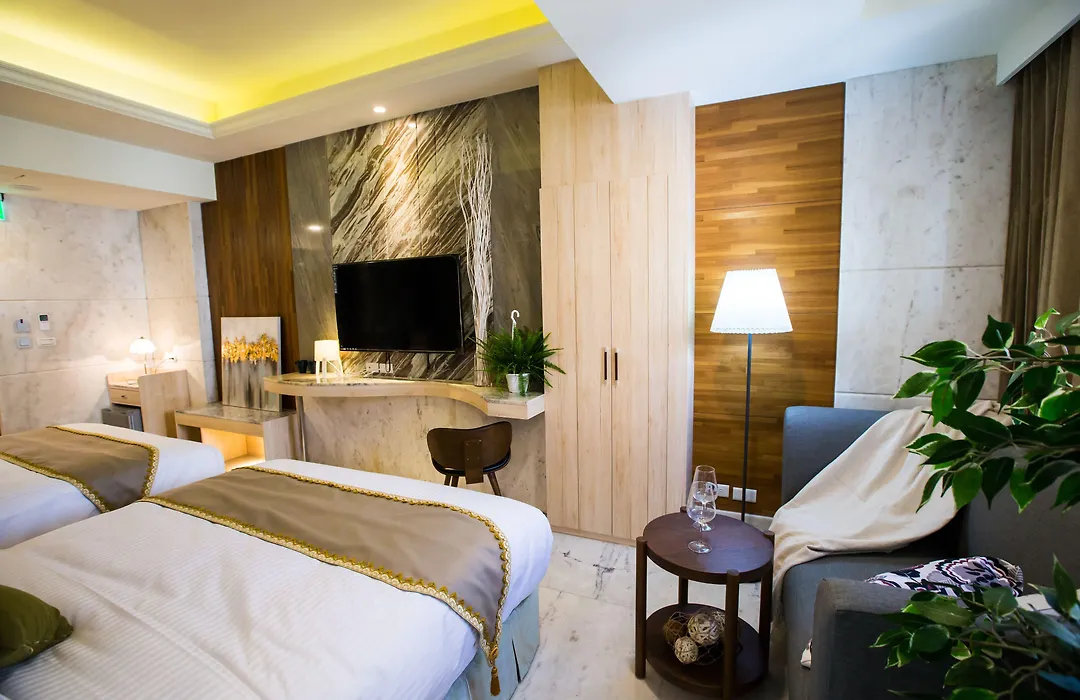 Hiyes Hotel Taichung-1