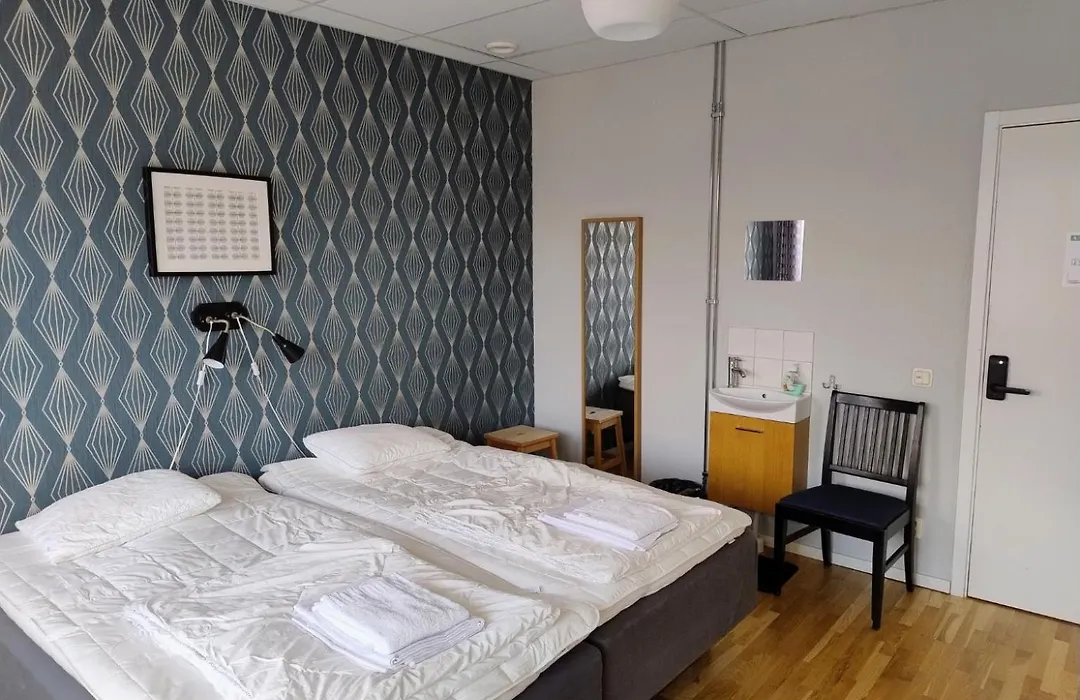 Avenyn Hostel, former Le Mat-1