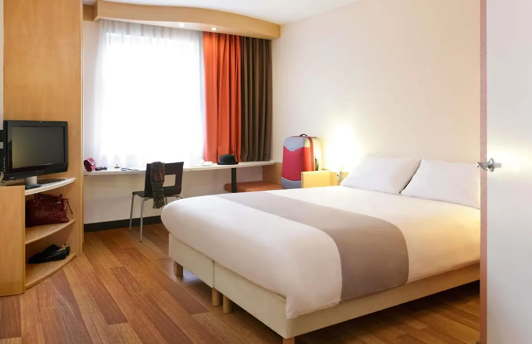 Ibis Bratislava Centrum-1