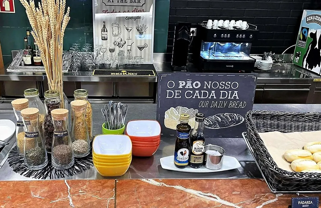 Hotel Ibis Leiria Fatima-1
