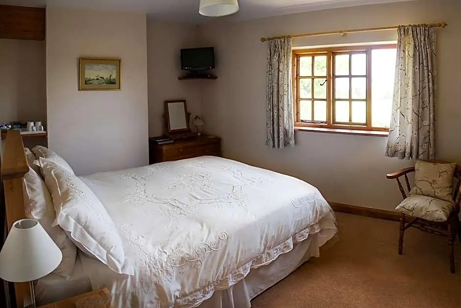 Larkrise Cottage Bed And Breakfast-1
