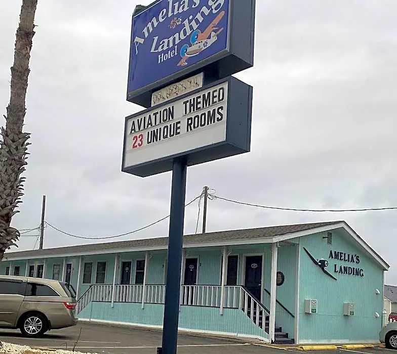 Amelia'S Landing-1