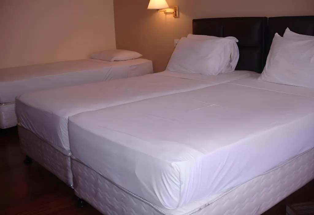 Devon Hotel-1