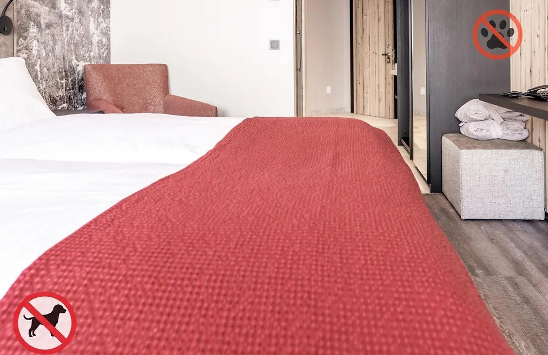 Hotel Astrid Mit Panoramapool & Inklusive Jokercard-1