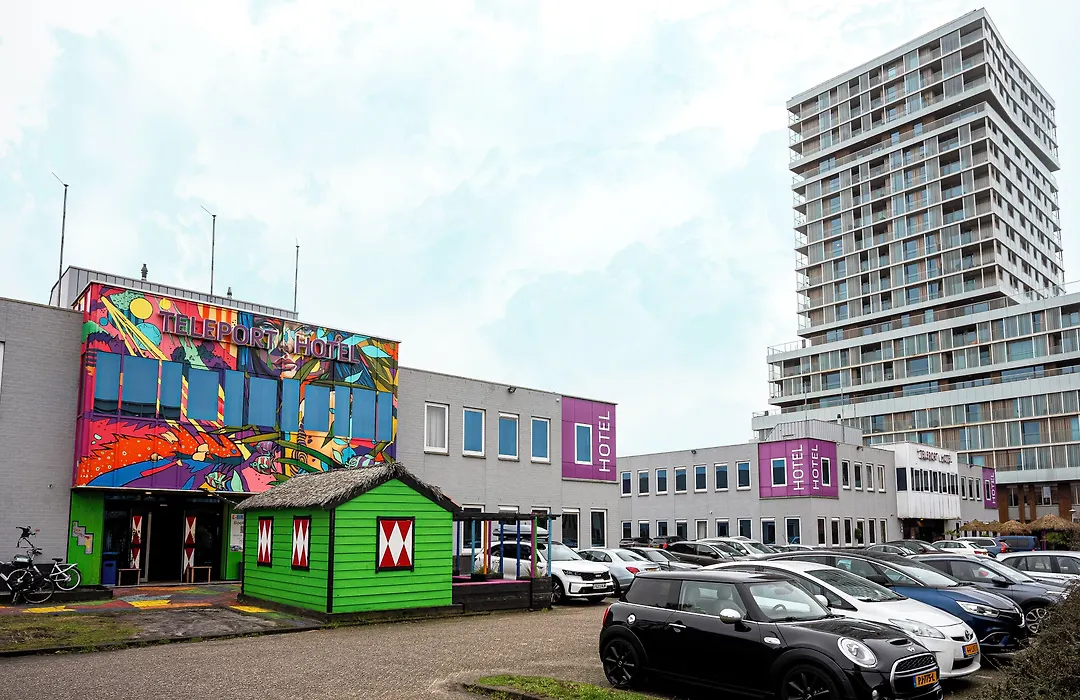 Amsterdam Teleport Hotel - Free Parking-1