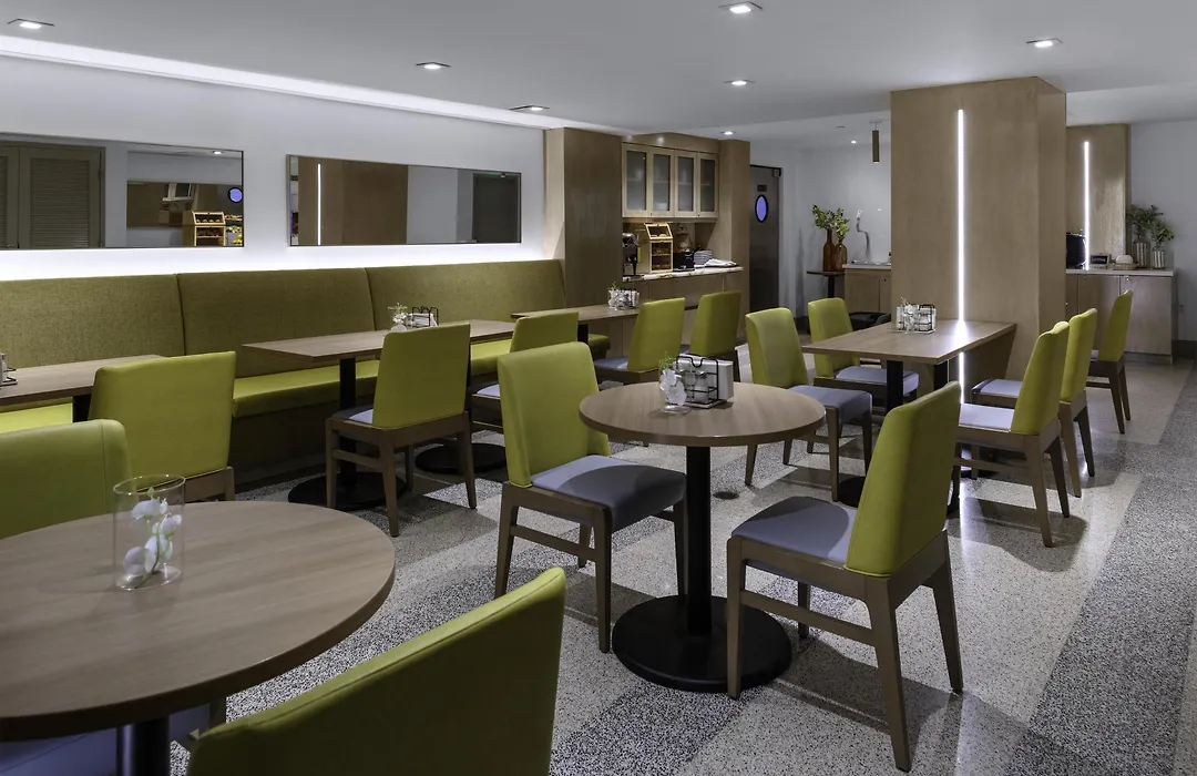 Hilton Garden Inn Miami South Beach-1