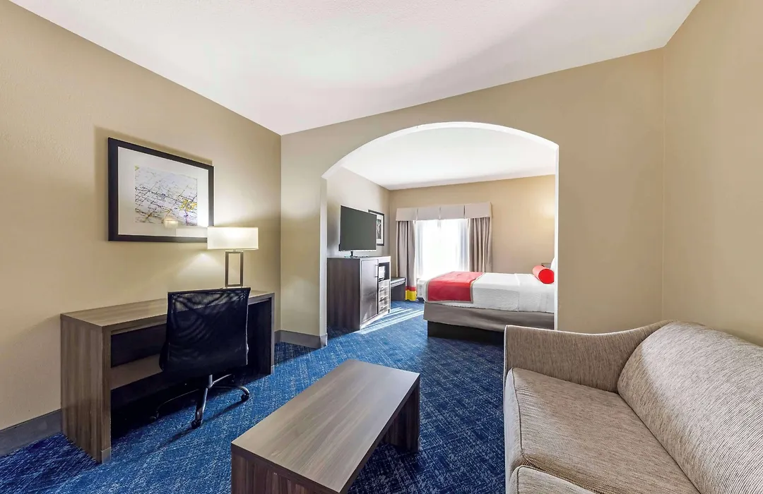 Best Western Plus Midwest City Inn & Suites-1