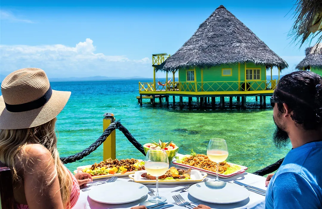 Punta Caracol Acqua Lodge-1