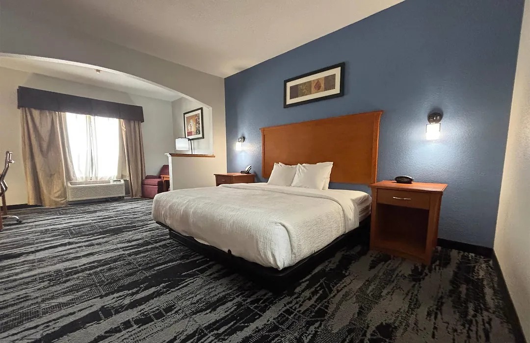 Baymont By Wyndham Marion-1