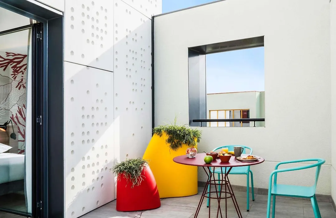 Ibis Styles Barcelona City Bogatell-1