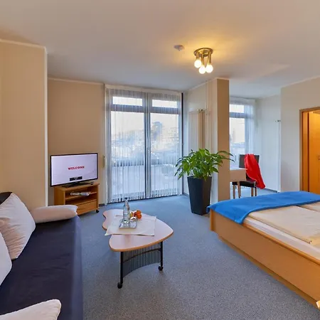 Hotel Garni am Goetheplatz-3