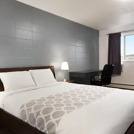 Howard Johnson By Wyndham Grande Prairie-3