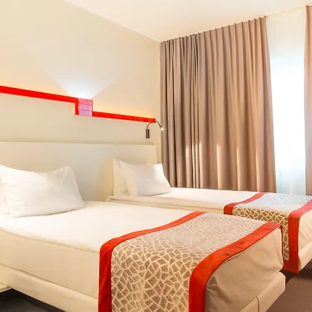 Holiday Inn Vilnius Center By Ihg-3